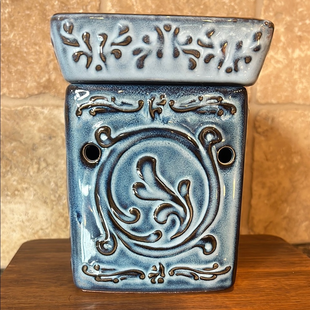 Scentsy Warmer Blue Swirl
